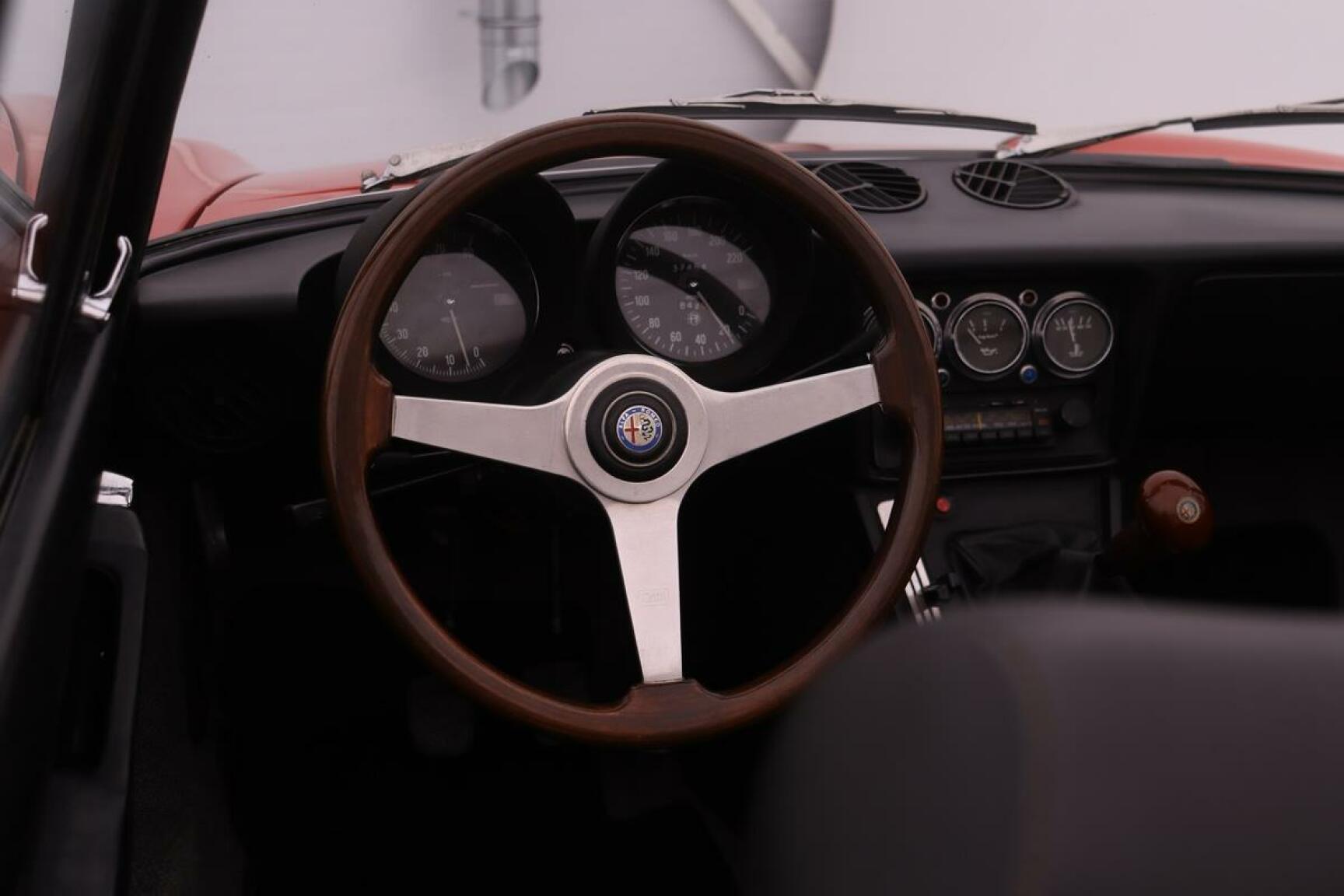 Alfa Romeo-Spider-20