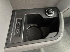 Volkswagen-TRANSPORTER California-57
