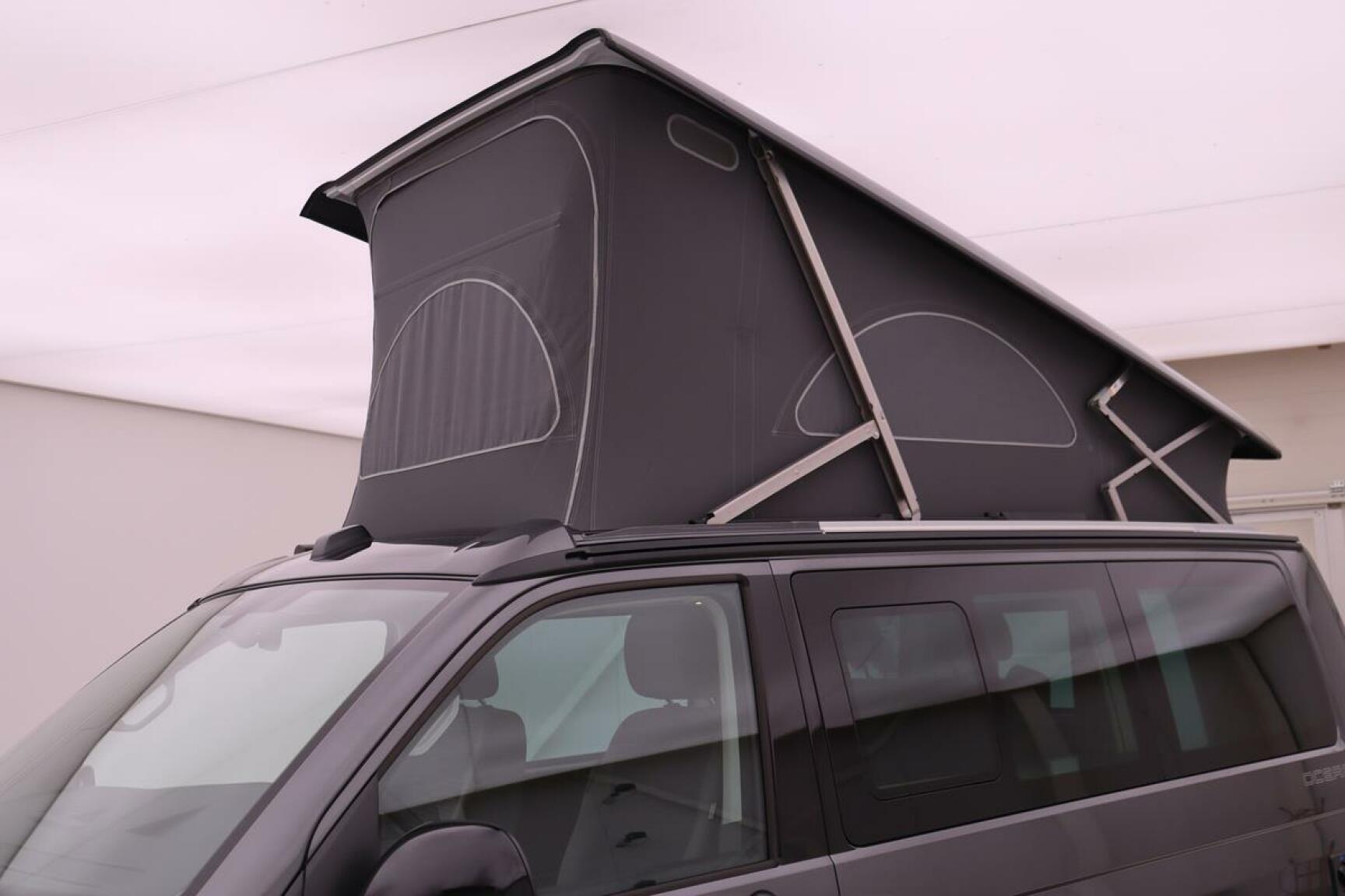 Volkswagen-TRANSPORTER California-53